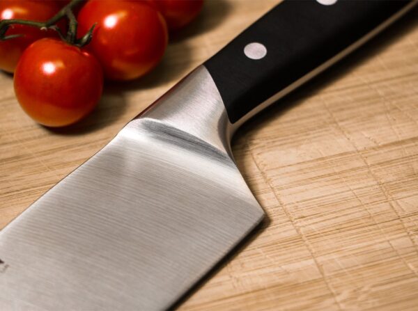 Nóż Santoku Böker Forge 16 cm - obrazek 3